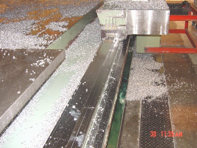 http://www.machinetools247.com/images/machines/11050-SNK PM-6B Profiler 5.jpg