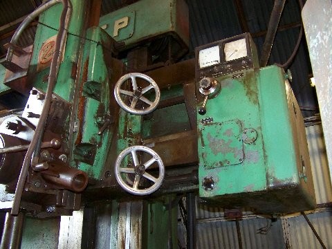 http://www.machinetools247.com/images/machines/12202-Froriep KE-16 e.jpg