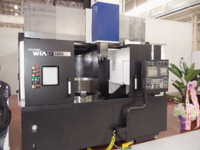 http://www.machinetools247.com/images/machines/13437-Hyundai-Wia LV-1400 a.jpg