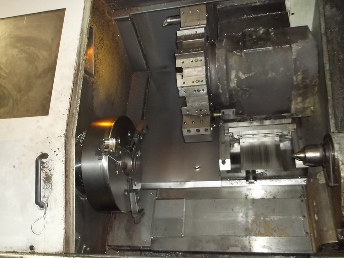 http://www.machinetools247.com/images/machines/14822-Daewoo Puma-450 B 2.JPG