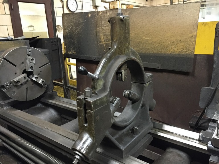 http://www.machinetools247.com/images/machines/14917-Ryazan 1M63B - 3000 d.jpg
