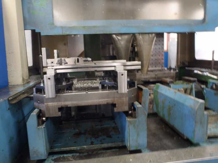 http://www.machinetools247.com/images/machines/15011-Mazak H-800 f.jpg