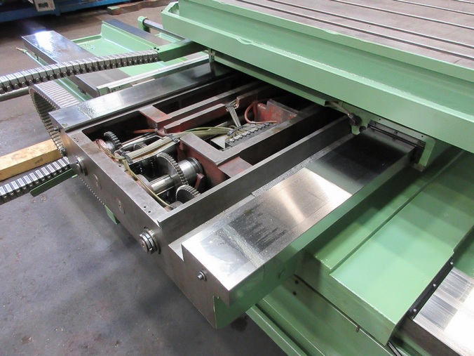 http://www.machinetools247.com/images/machines/15020-Tos W-100A 6.jpg