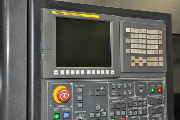 http://www.machinetools247.com/images/machines/15097-Doosan Puma-480 LD 4.jpg