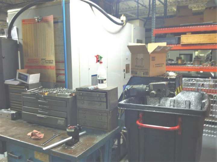 http://www.machinetools247.com/images/machines/15286-Mazak VTC-300C 3.jpg