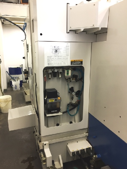 http://www.machinetools247.com/images/machines/15565-Daewoo DMV-3016 D 3.jpg