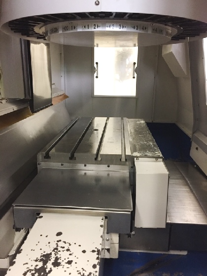 http://www.machinetools247.com/images/machines/15565-Daewoo DMV-3016 D 4.jpg