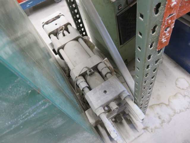 http://www.machinetools247.com/images/machines/15606-Flow International IFB-6012 g.jpg