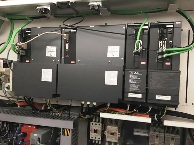 http://www.machinetools247.com/images/machines/15668-Mazak Slant Turn Nexus-550 M 5.jpg