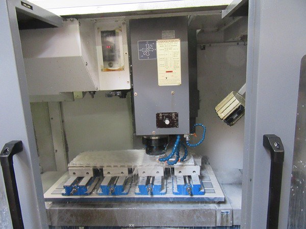 http://www.machinetools247.com/images/machines/15897-YCM XV-1250A 1.jpg