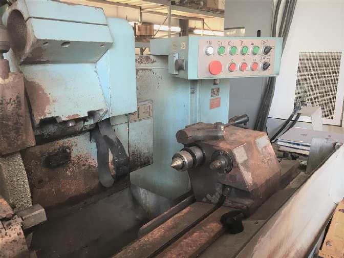 http://www.machinetools247.com/images/machines/15904-Tos-Hostivar BUAJ 28-630 c.jpg