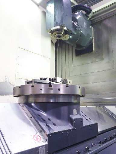 http://www.machinetools247.com/images/machines/16072-Deckel-Maho DMU-80 FD duoBLOCK 2.jpg