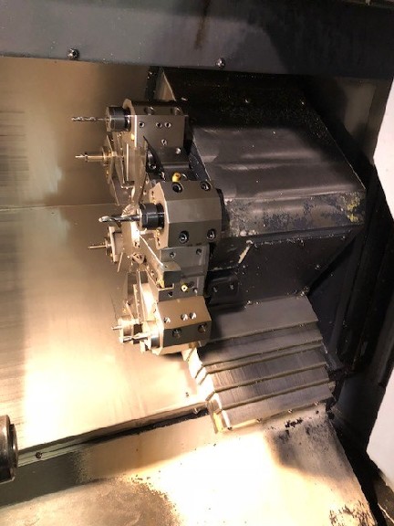 http://www.machinetools247.com/images/machines/16106-Daewoo Lynx-220 A 2.jpg