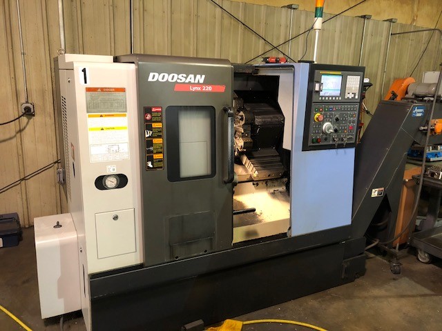 http://www.machinetools247.com/images/machines/16106-Daewoo Lynx-220 A.jpg