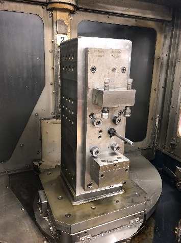 http://www.machinetools247.com/images/machines/16120-Deawoo DHP-400 b.jpg