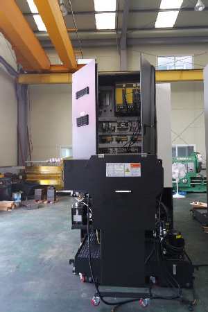 http://www.machinetools247.com/images/machines/16140-Hyundai-Wia LV-450 RM 3.jpg