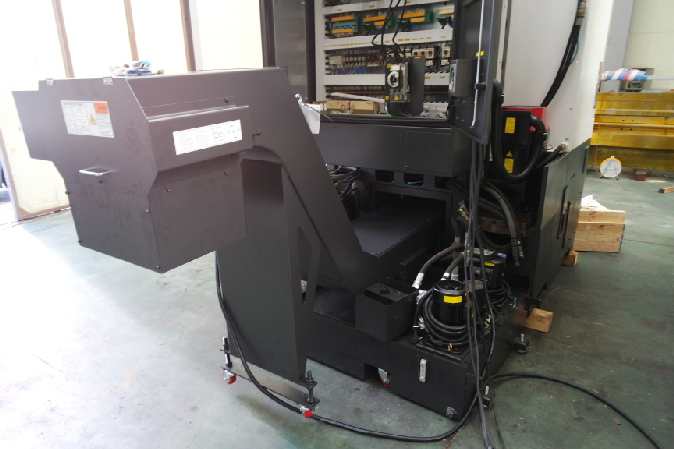 http://www.machinetools247.com/images/machines/16140-Hyundai-Wia LV-450 RM 6.jpg