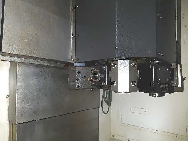 http://www.machinetools247.com/images/machines/16140-Hyundai-Wia LV-450 RM 7.jpg
