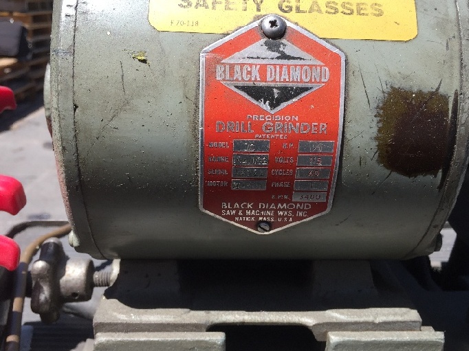 http://www.machinetools247.com/images/machines/16165-Black Diamond Model 10 a.jpg