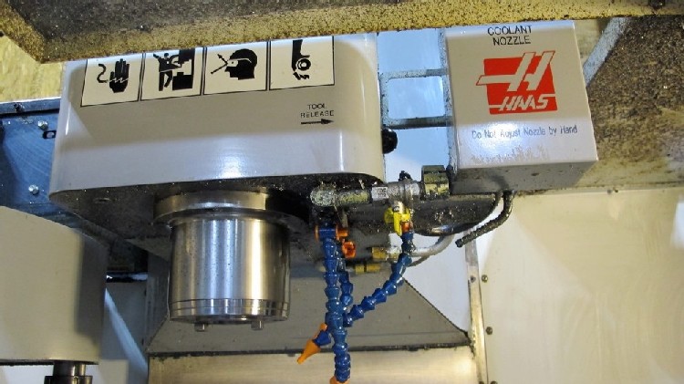 http://www.machinetools247.com/images/machines/16204-Haas VF-3 APC 3.jpg
