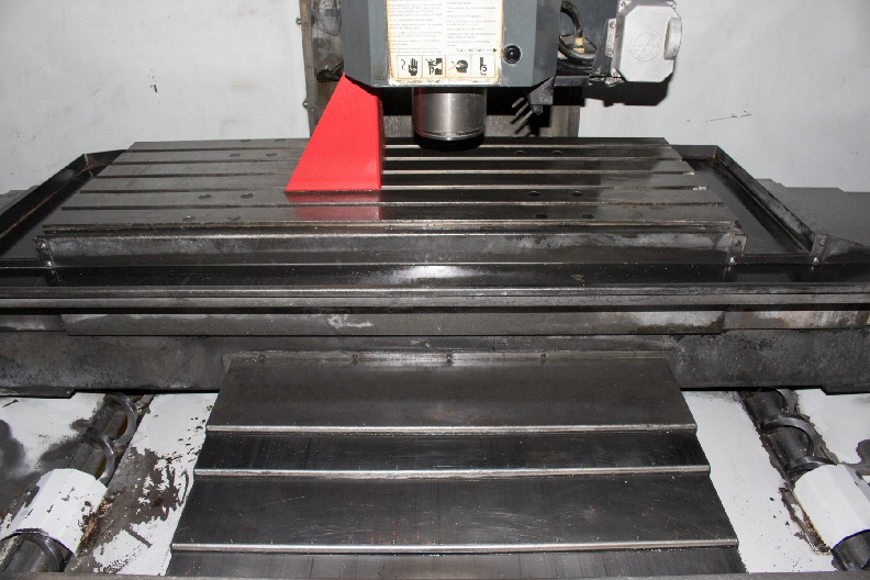 http://www.machinetools247.com/images/machines/16205-Haas VF-3 SS 4.jpg