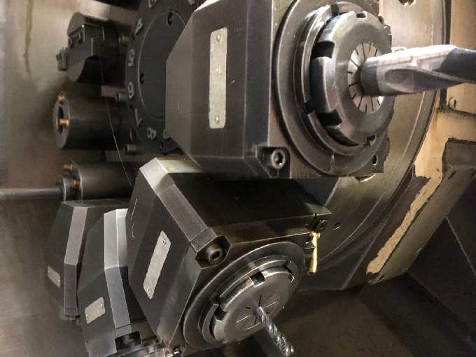 http://www.machinetools247.com/images/machines/16221-Okuma LB-400 M 4.jpg
