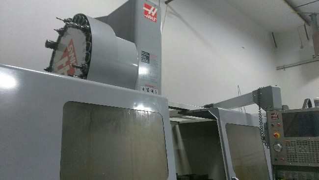 http://www.machinetools247.com/images/machines/16240-Haas VF-10-50 b.jpg