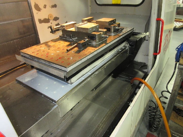 http://www.machinetools247.com/images/machines/16277-Haas VF-3 APC 2.jpg