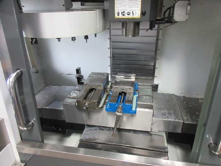 http://www.machinetools247.com/images/machines/16287-Haas VF-1 b.jpg