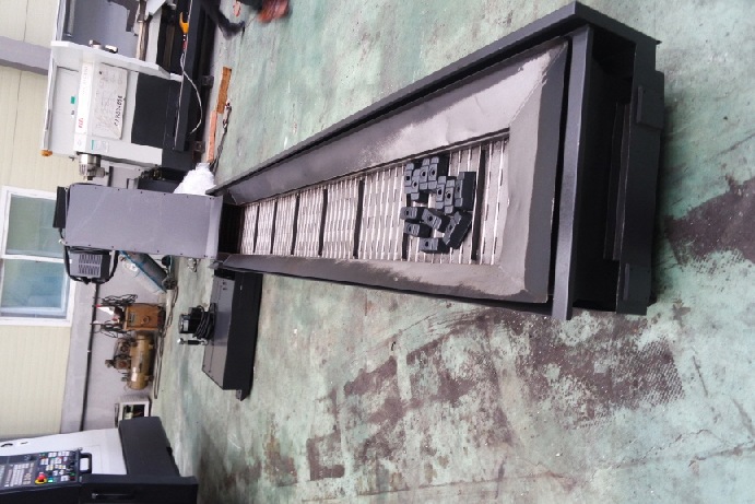 http://www.machinetools247.com/images/machines/16360-Doosan Puma-4100 LB 11.jpg