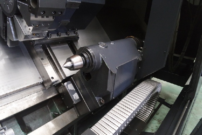 http://www.machinetools247.com/images/machines/16360-Doosan Puma-4100 LB 7.jpg