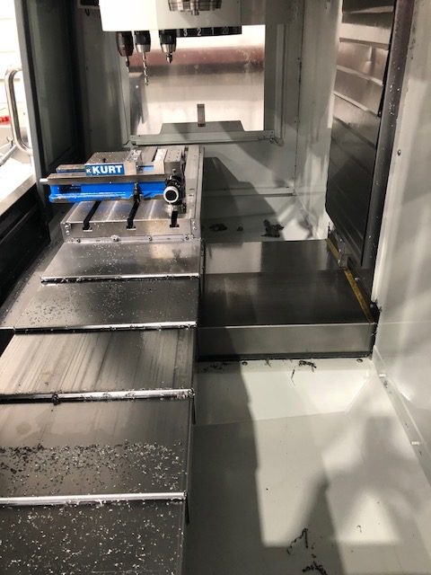 http://www.machinetools247.com/images/machines/16364-Haas Vf-2 g.jpg