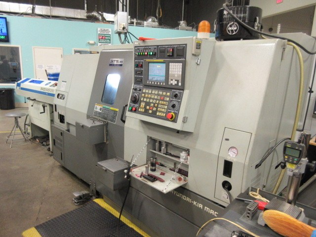 http://www.machinetools247.com/images/machines/16368-Hyundai-Kia SKT-15 LMS.jpg