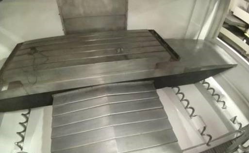 http://www.machinetools247.com/images/machines/16399-Haas VF-6-50 d.jpg