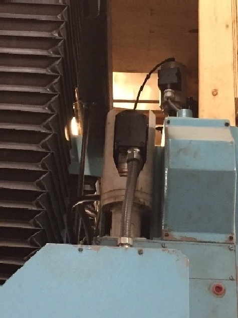 http://www.machinetools247.com/images/machines/16478-Hauser S-50 DR 13.jpg