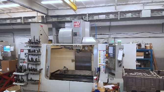 http://www.machinetools247.com/images/machines/16505-Haas VF-5-40 XT 1.jpg