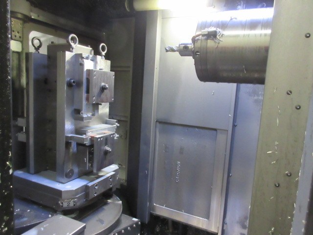 http://www.machinetools247.com/images/machines/16506-Doosan HC-400 c.jpg