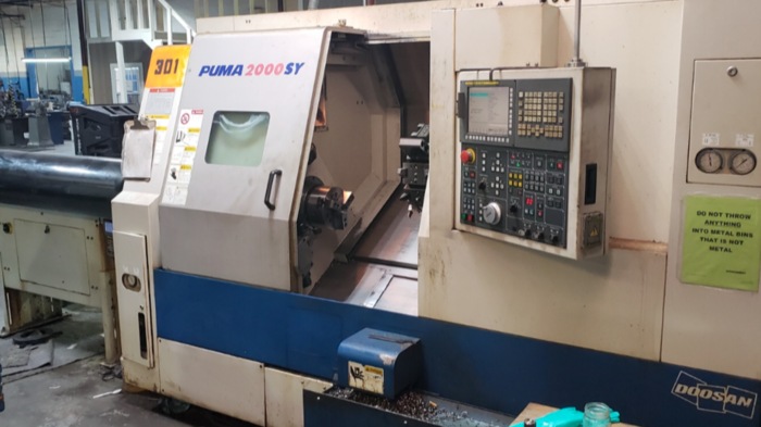 http://www.machinetools247.com/images/machines/16580-Doosan Puma-2000 SY.jpg