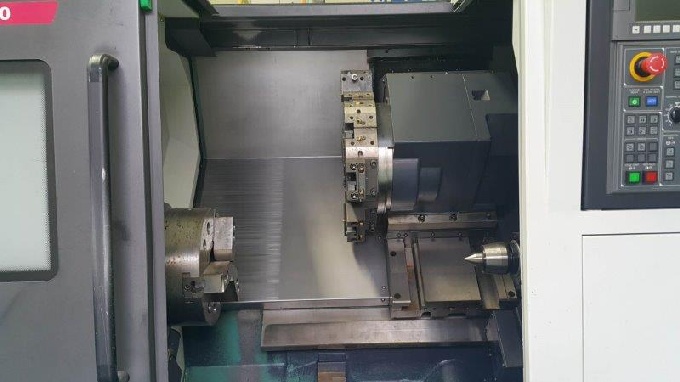 http://www.machinetools247.com/images/machines/16628-Doosan Puma-300 C 2.jpg