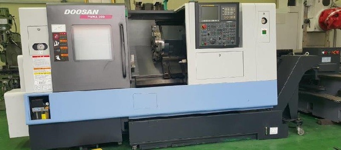 http://www.machinetools247.com/images/machines/16628-Doosan Puma-300 C.jpg